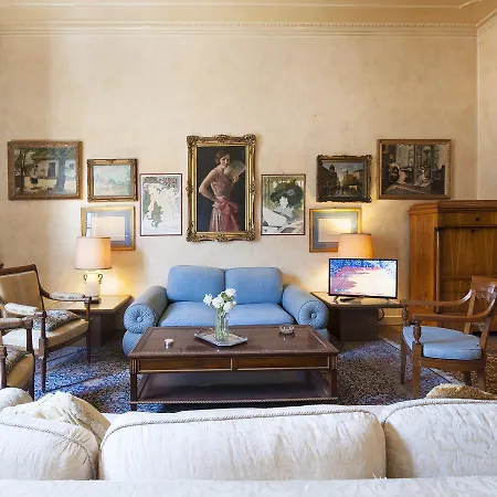 Ur-nest Strada Maggiore Apartman *